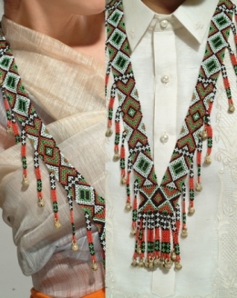  100278 Beaded necklace / Baliog 